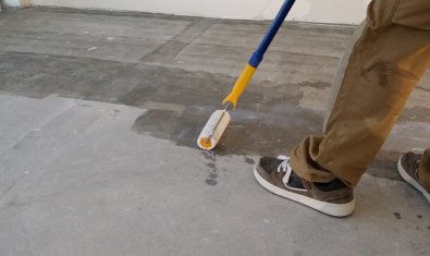 How do I choose the ground for my commercial flooring?